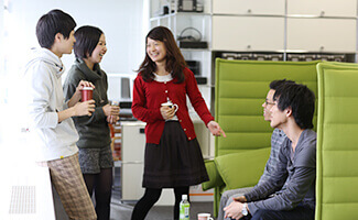 ①ユーザー参加型のものづくりをしていること。